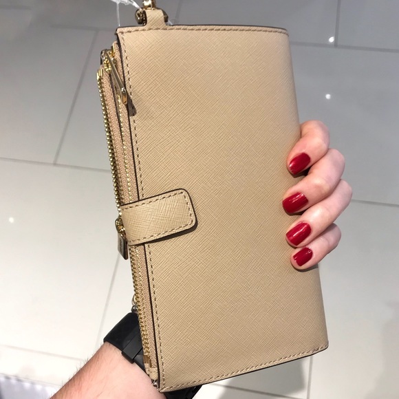 Michael Kors Jet Set Travel Wristlet JST Wallet - Picture 5 of 6